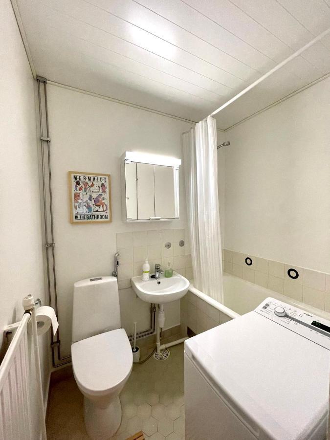 Ferienwohnung Keskusta Kaksio Tuomiokirkon Ja Yliopiston Laehellae Turku Exterior foto
