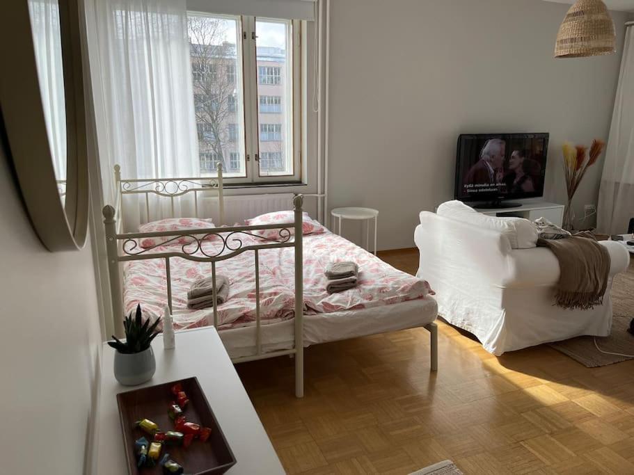 Ferienwohnung Keskusta Kaksio Tuomiokirkon Ja Yliopiston Laehellae Turku Exterior foto